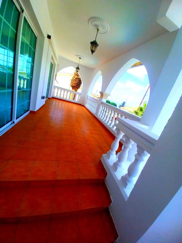 4 Bedroom House for Rent in Konia, Paphos District