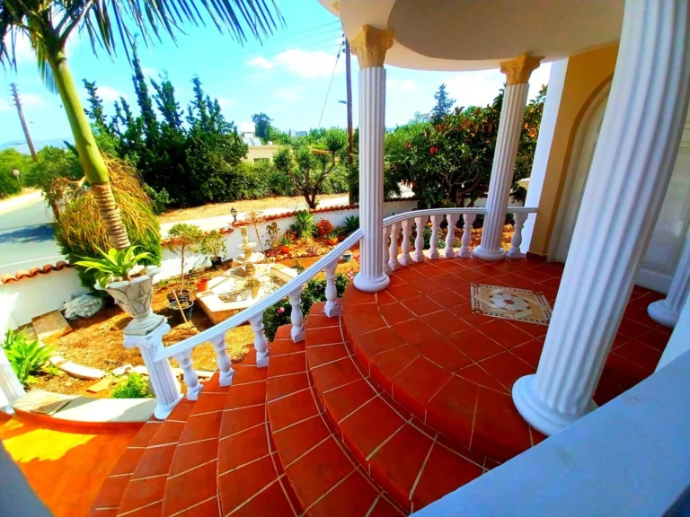 4 Bedroom House for Rent in Konia, Paphos District