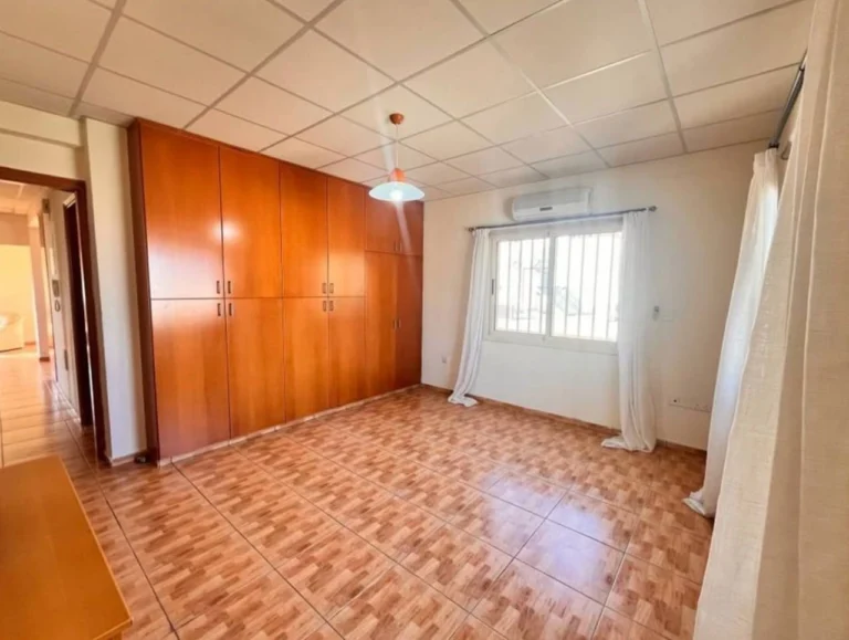 3 Bedroom Apartment for Rent in Limassol – Mesa Geitonia