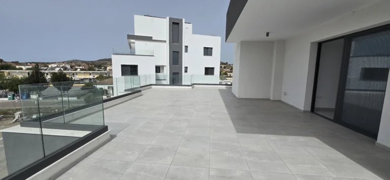 3 Bedroom Apartment for Sale in Parekklisia, Limassol District