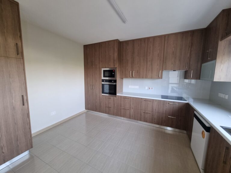 3 Bedroom Apartment for Rent in Potamos Germasogeias, Limassol District