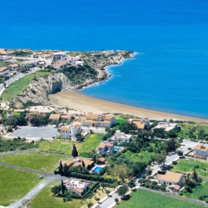 5 Bedroom House for Sale in Pegeia, Paphos District