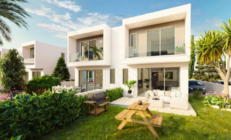 2 Bedroom House for Sale in Mandria, Paphos District