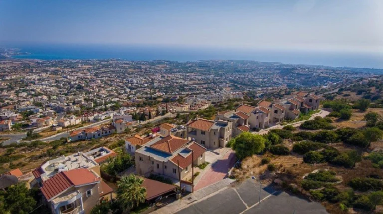 6+ Bedroom House for Sale in Pegeia, Paphos District