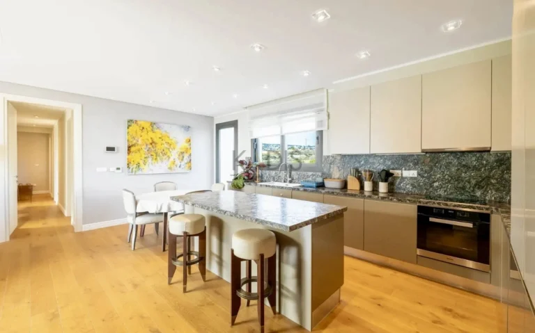 3 Bedroom Apartment for Sale in Agios Tychonas, Limassol District