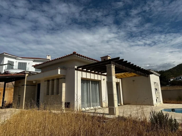 3 Bedroom House for Sale in Argaka, Paphos District