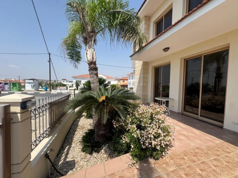 3 Bedroom House for Rent in Oroklini, Larnaca District