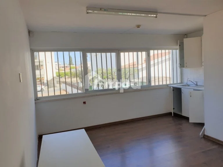 300m² Commercial for Rent in Nicosia – Kaimakli