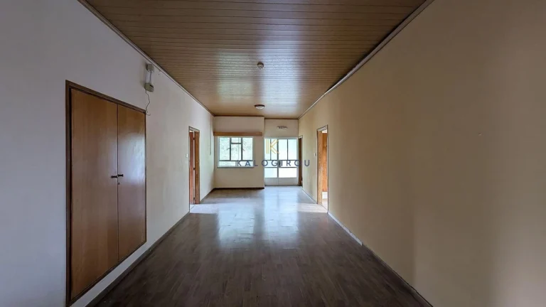 841m² Building for Sale in Pedoulas, Nicosia District