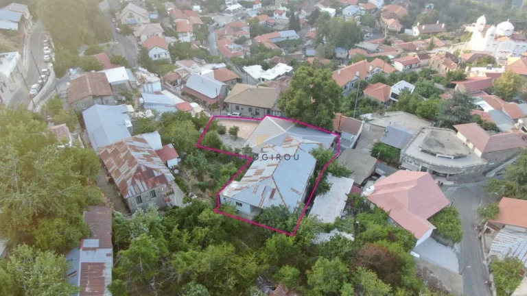 841m² Building for Sale in Pedoulas, Nicosia District