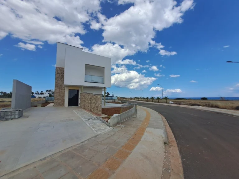 5 Bedroom House for Sale in Agia Thekla, Famagusta District