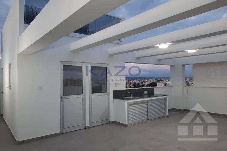 4 Bedroom Apartment for Sale in Larnaca – Chrysopolitissa