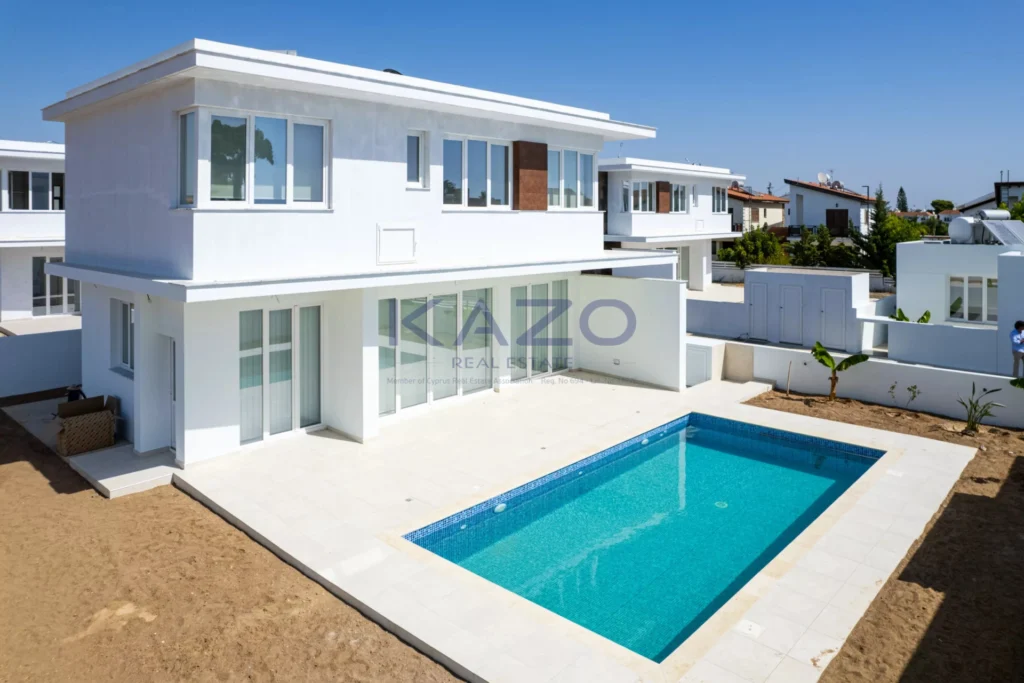 3 Bedroom House for Sale in Oroklini, Larnaca District