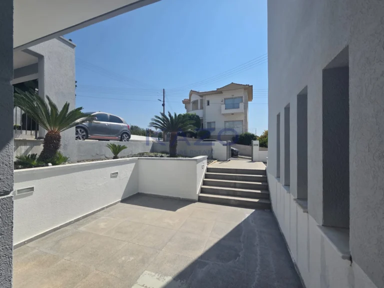 4 Bedroom House for Sale in Limassol – Agios Athanasios