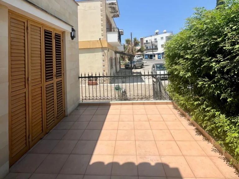 3 Bedroom House for Sale in Agios Dometios, Nicosia District