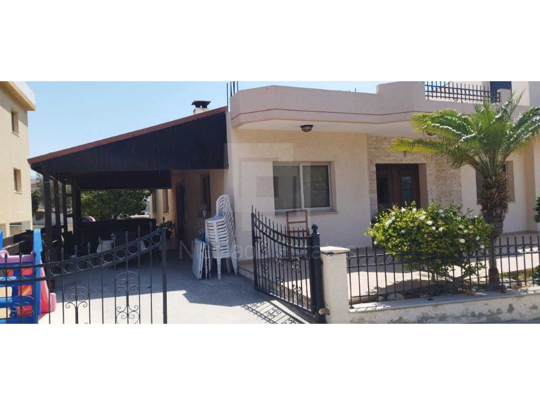 4 Bedroom House for Sale in Kolossi, Limassol District