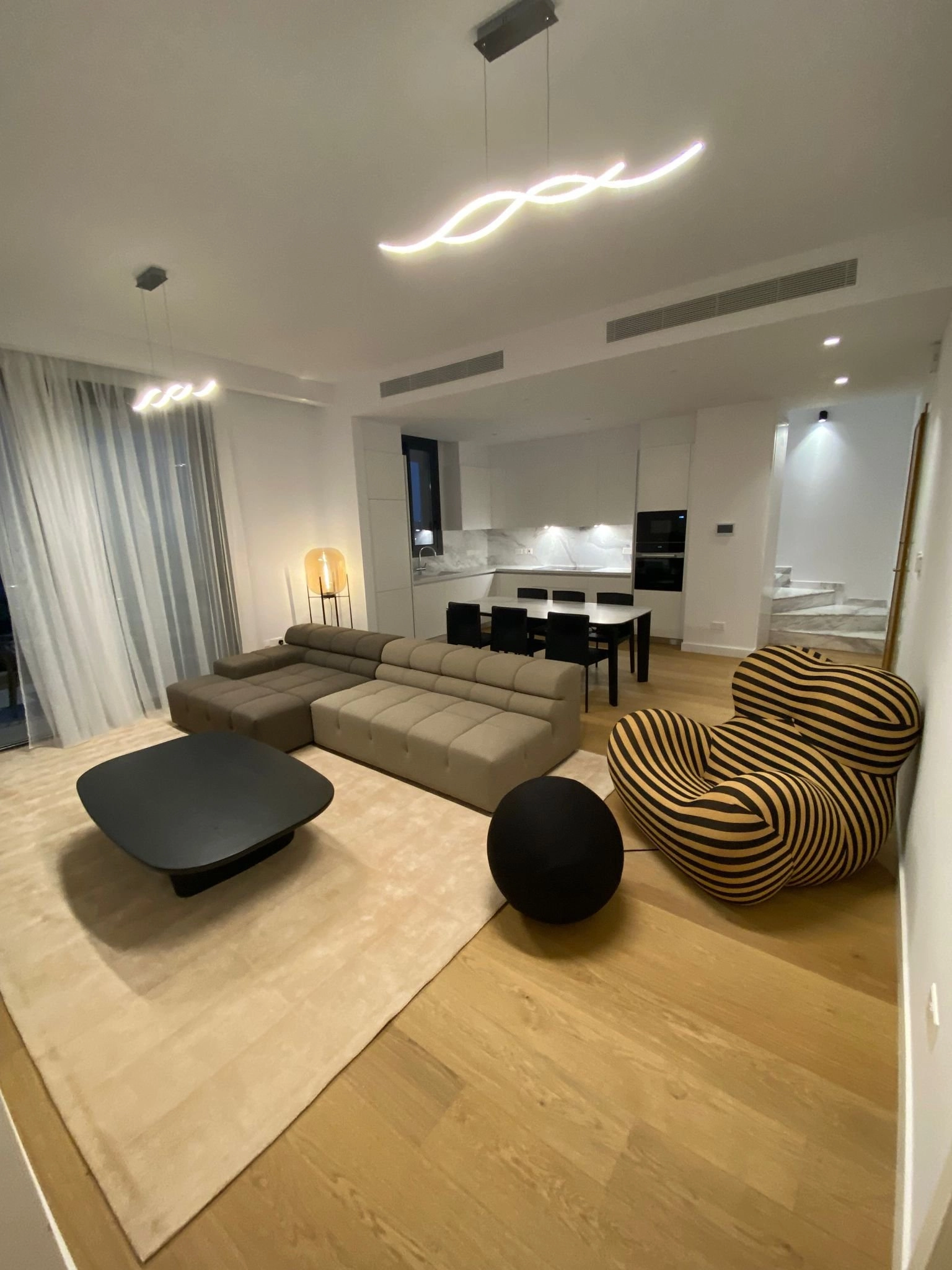 4 Bedroom Apartment for Rent in Potamos Germasogeias, Limassol District