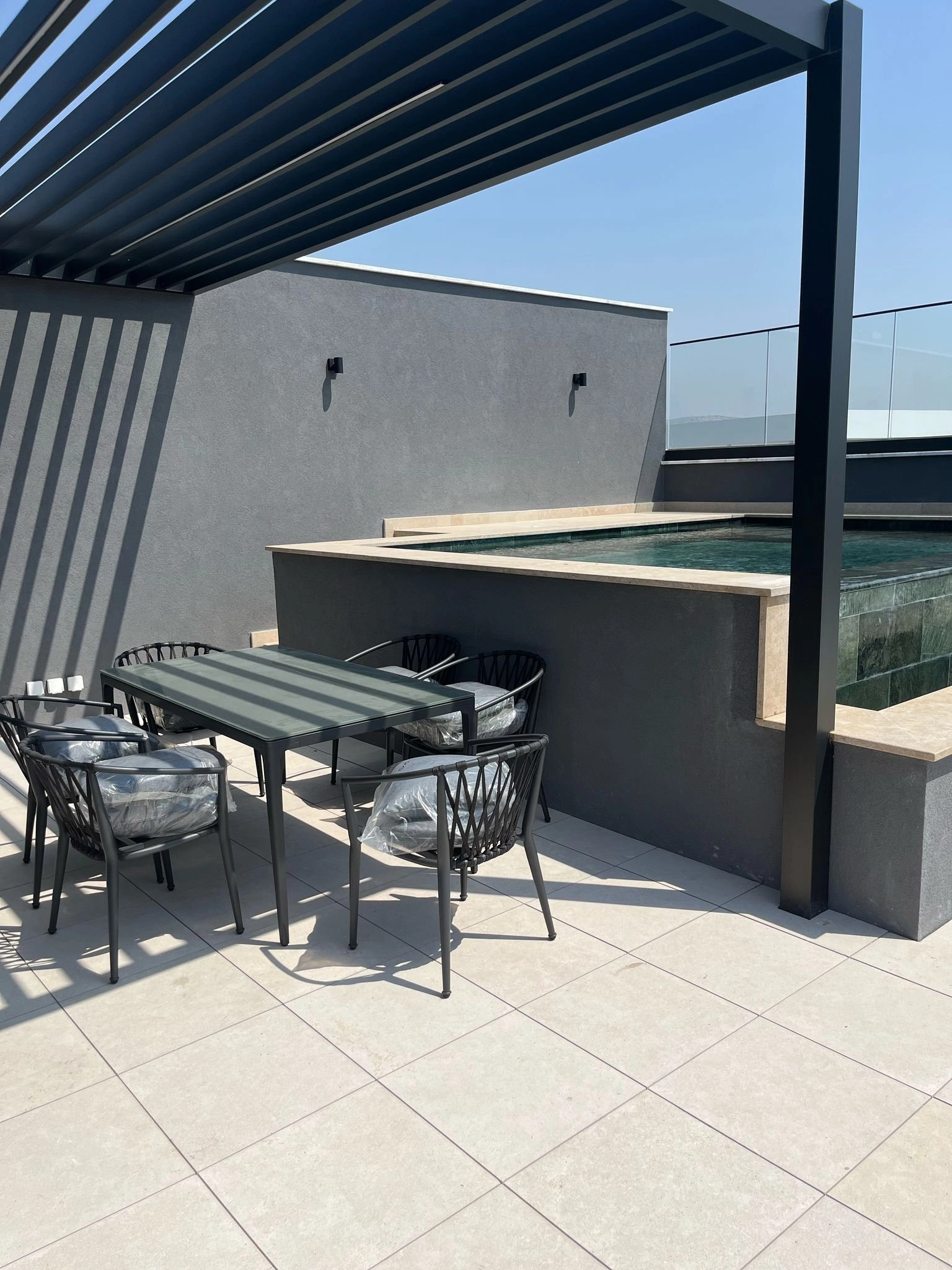 4 Bedroom Apartment for Rent in Potamos Germasogeias, Limassol District