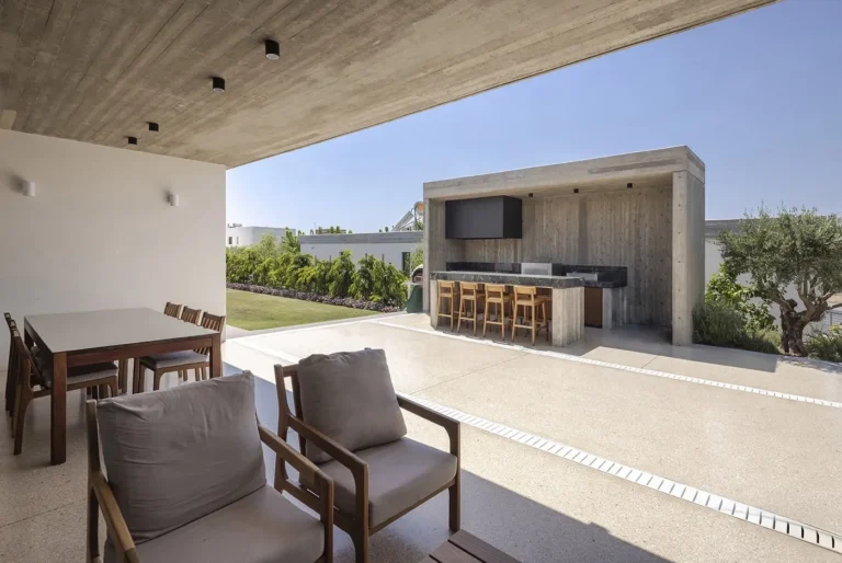 4 Bedroom House for Sale in Agia Marinouda, Paphos District