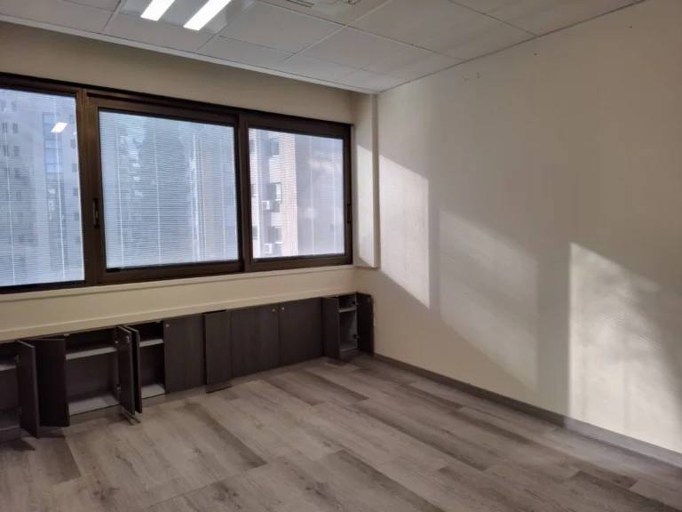 427m² Office for Rent in Nicosia District