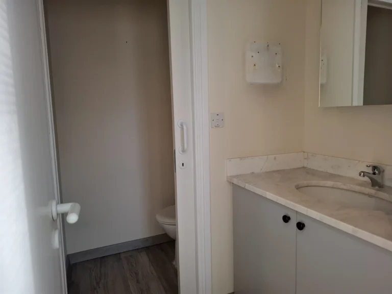 427m² Office for Rent in Nicosia District