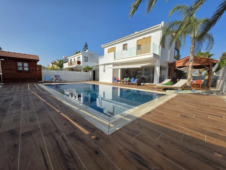 Cheap Houses and Villas for Sale Famagusta up to 1000000 euro