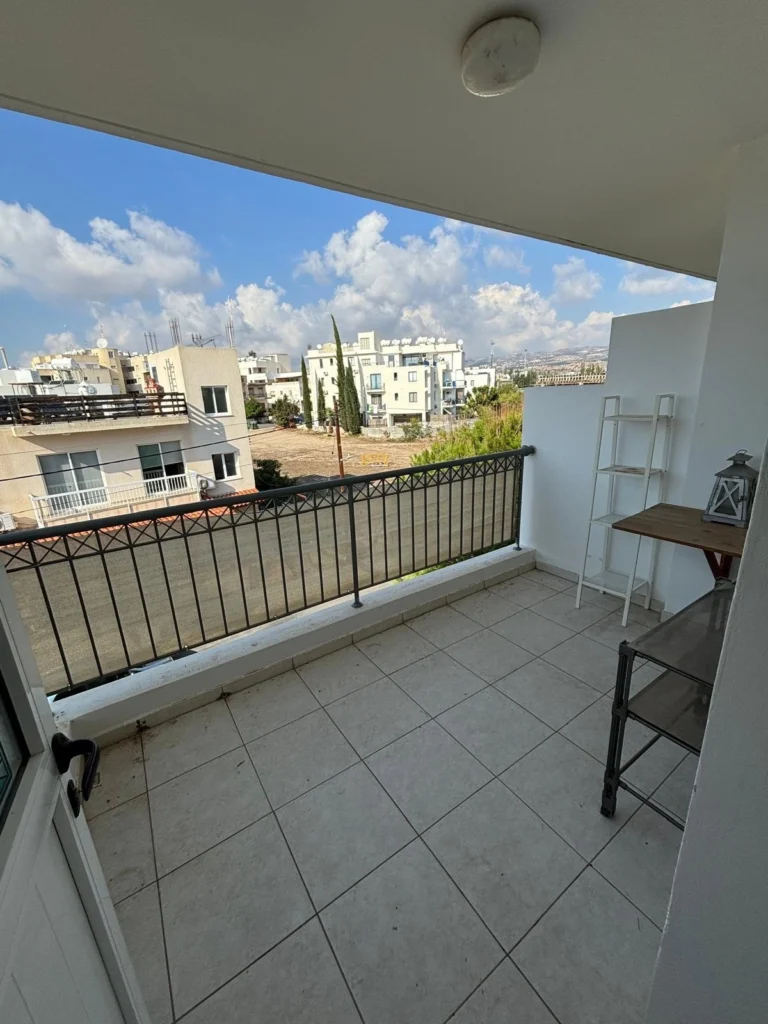 1 Bedroom Apartment for Sale in Paphos – Universal