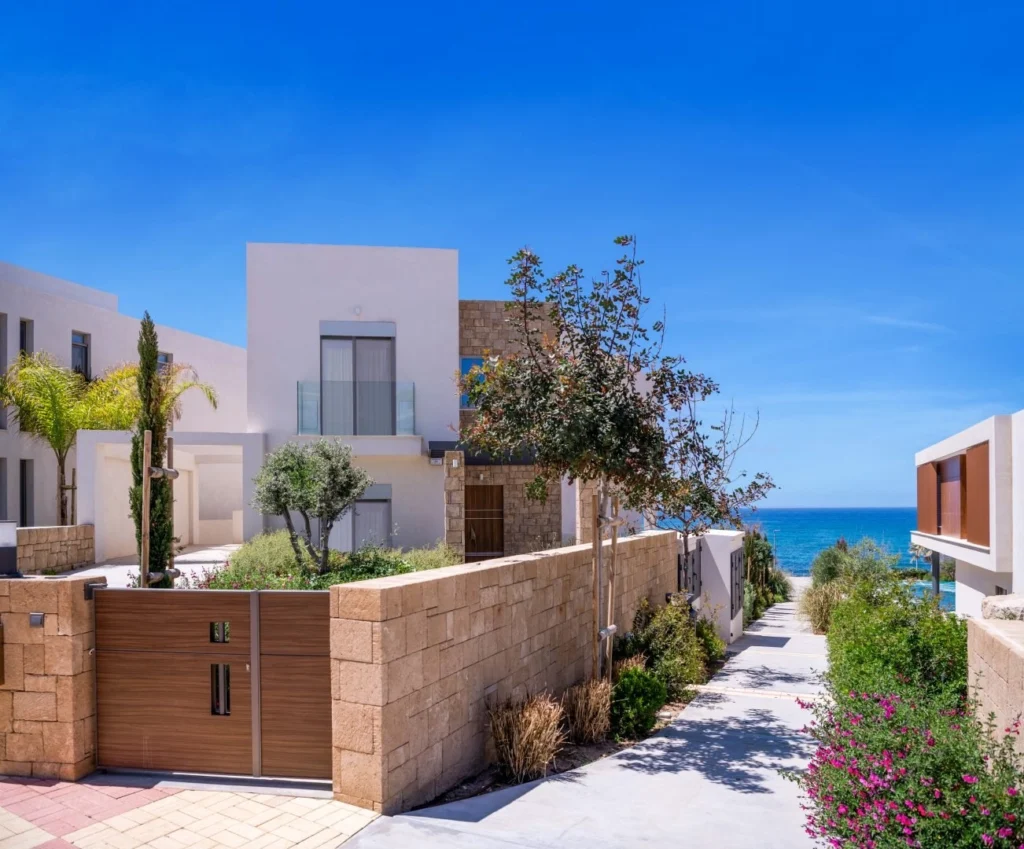 6+ Bedroom House for Sale in Chlorakas, Paphos District