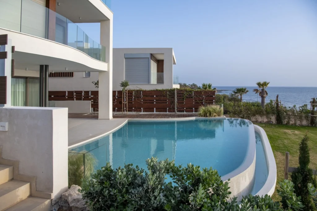 6+ Bedroom House for Sale in Chlorakas, Paphos District