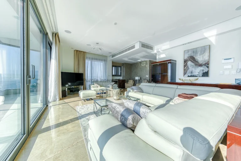 3 Bedroom Apartment for Sale in Agios Tychonas, Limassol District