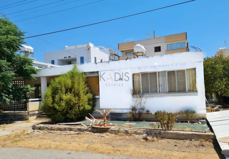 Cheap Houses and Villas for Sale Nicosia up to 500000 euro