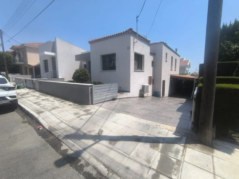 4 Bedroom House for Sale in Limassol – Ekali