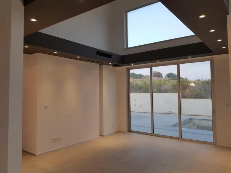 4 Bedroom House for Sale in Moni, Limassol District