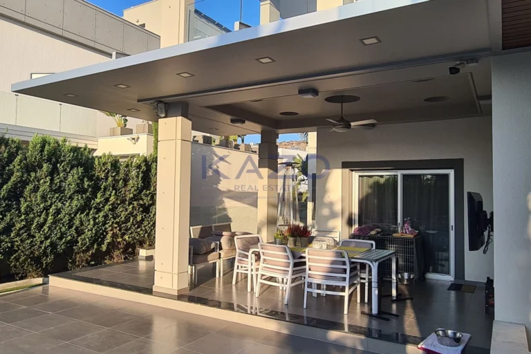 3 Bedroom House for Sale in Agios Tychonas, Limassol District