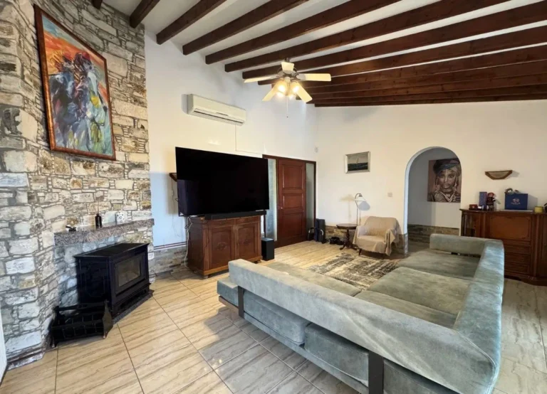 3 Bedroom House for Sale in Pegeia, Paphos District