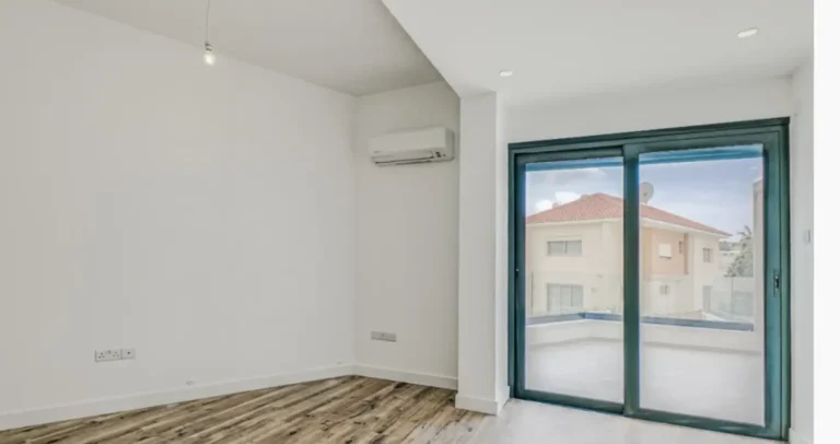 3 Bedroom Apartment for Sale in Limassol – Mesa Geitonia