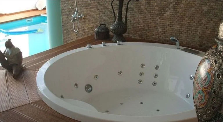 4 Bedroom House for Sale in Maroni, Larnaca District