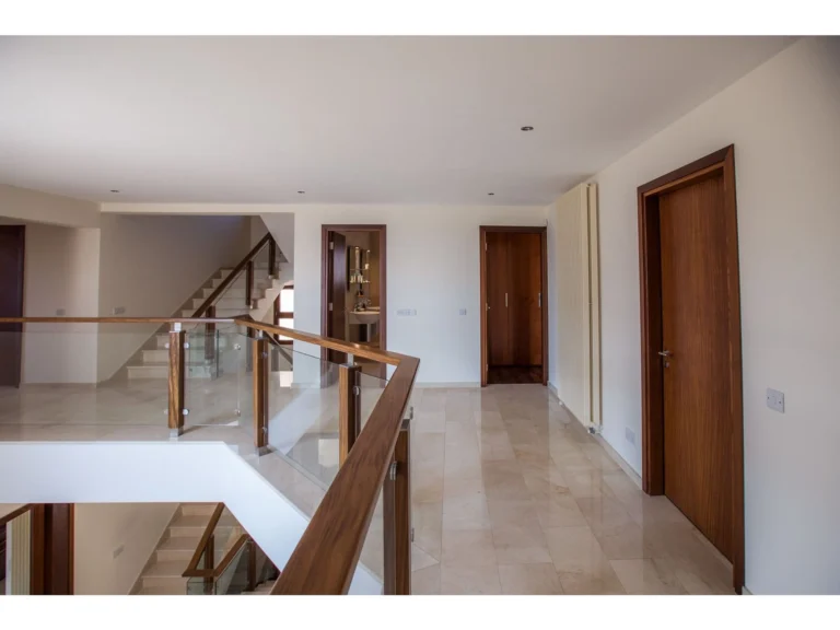 6+ Bedroom House for Sale in Agia Paraskevi, Limassol District