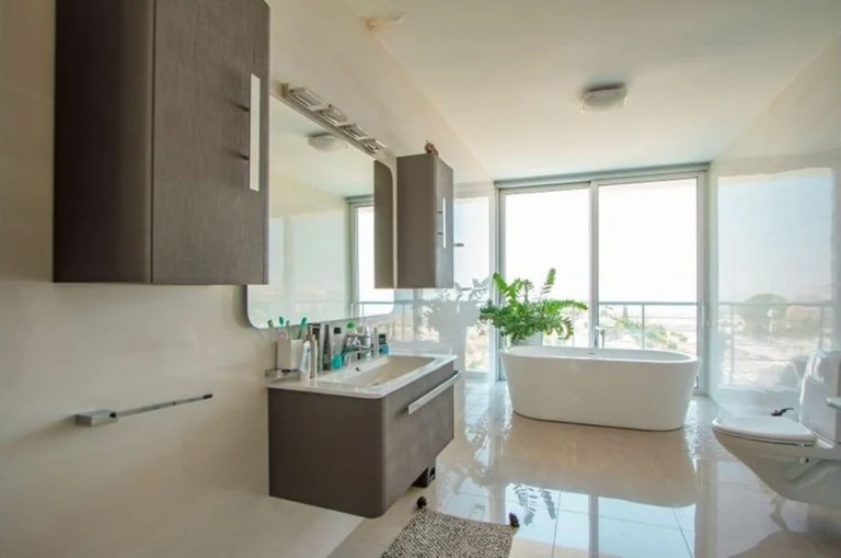 5 Bedroom House for Sale in Armenochori, Limassol District