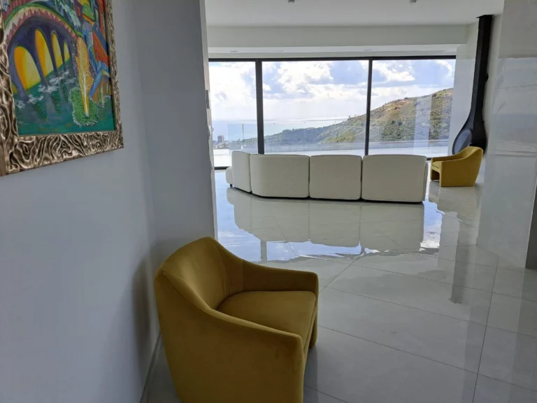 6+ Bedroom House for Sale in Armenochori, Limassol District