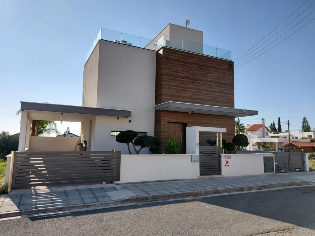 4 Bedroom House for Sale in Germasogeia, Limassol District