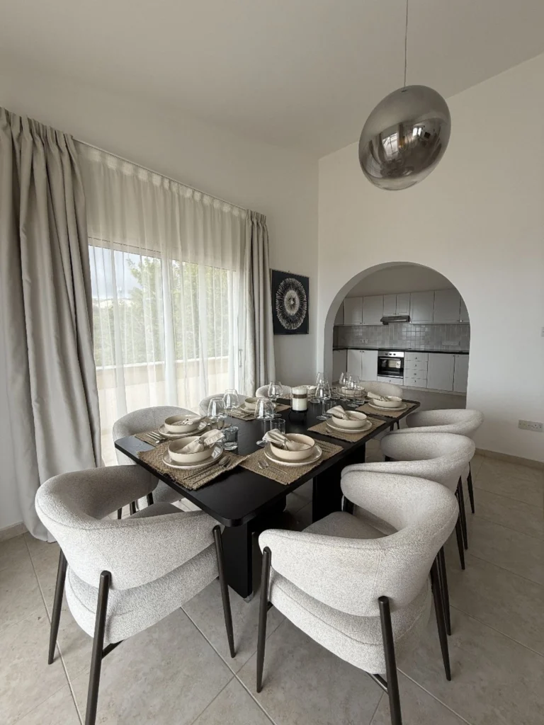 5 Bedroom House for Sale in Tala, Paphos District