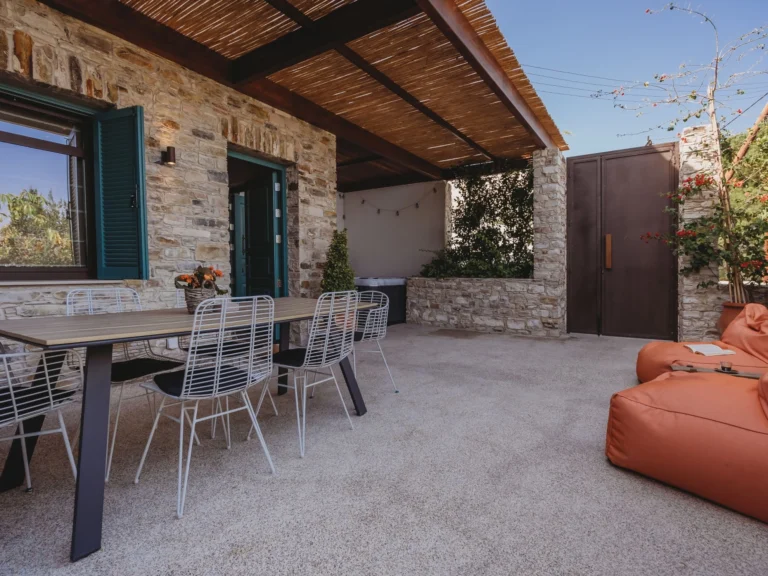 6+ Bedroom House for Sale in Larnaca – Kokkines