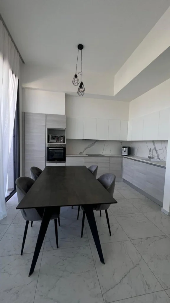 2 Bedroom Apartment for Sale in Limassol – Mesa Geitonia