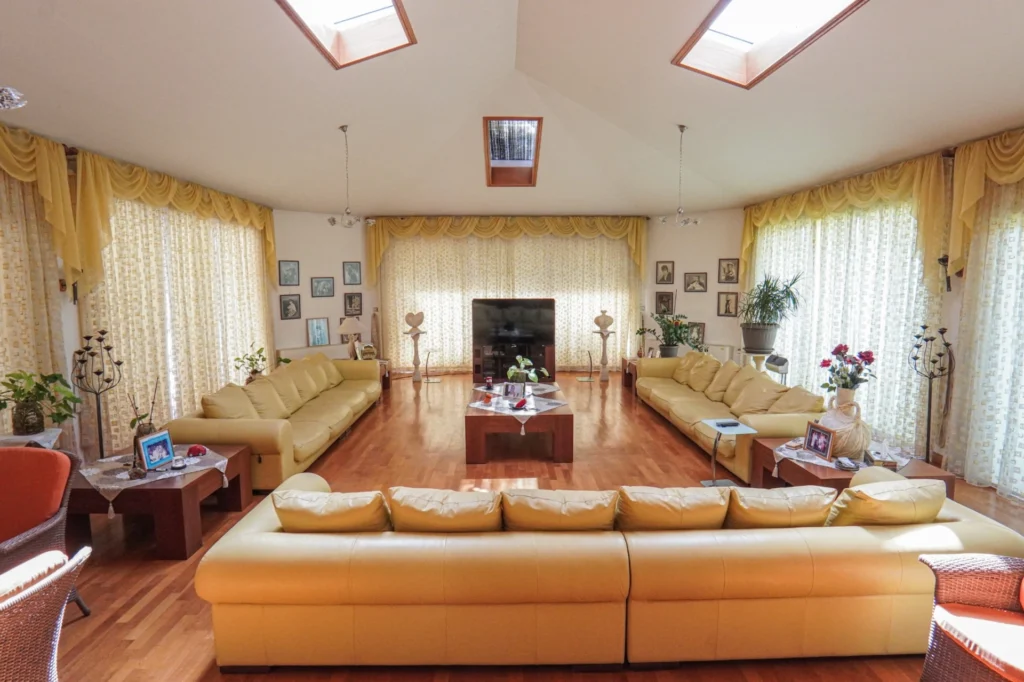 5 Bedroom House for Sale in Alethriko, Larnaca District