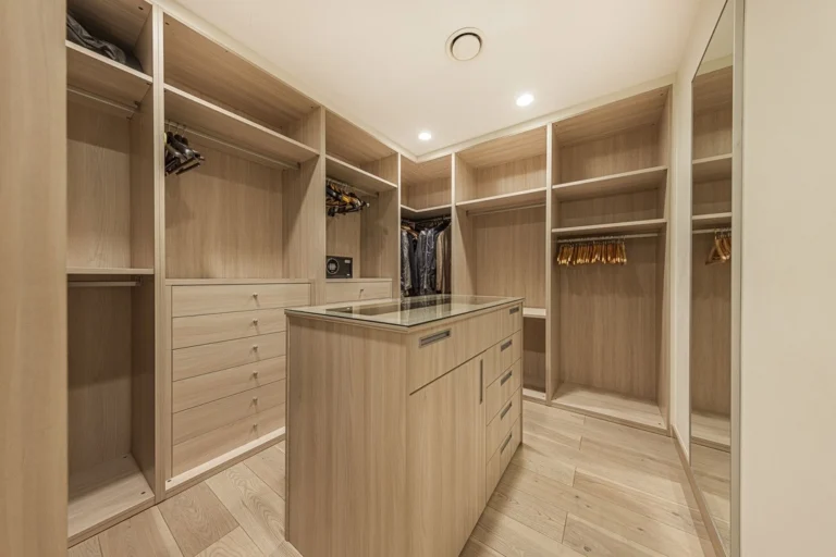 4 Bedroom Apartment for Sale in Potamos Germasogeias, Limassol District