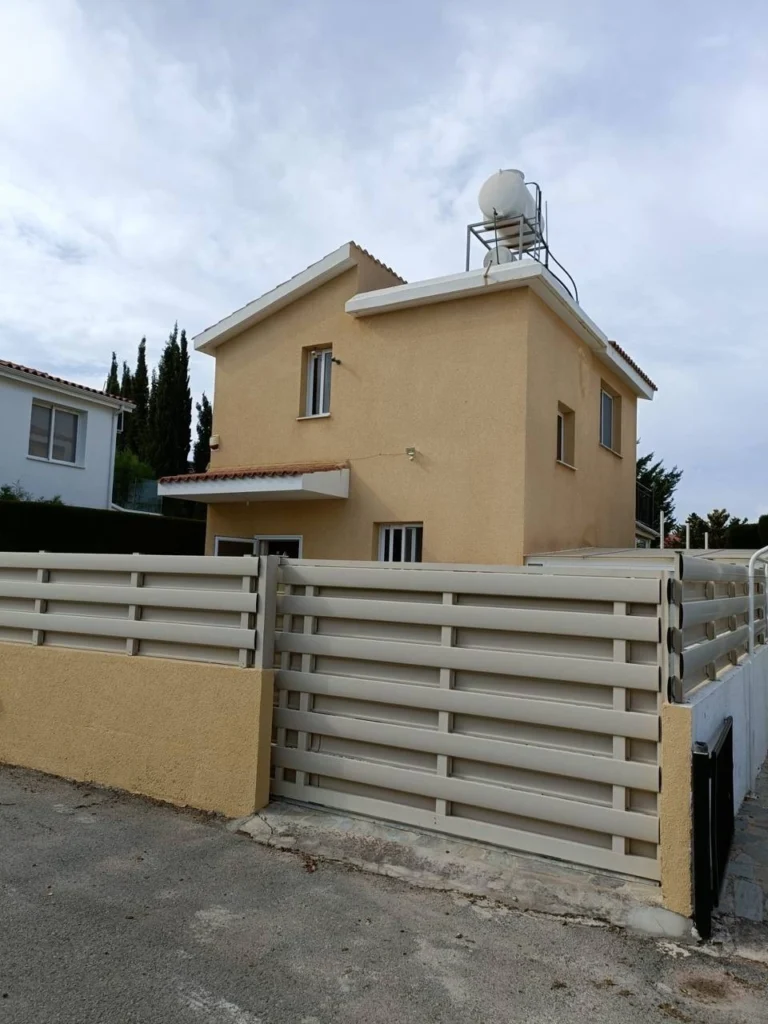 Cheap Houses and Villas for Sale Paphos up to 400000 euro