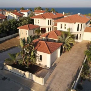 5 Bedroom House for Sale in Larnaca – Kokkines