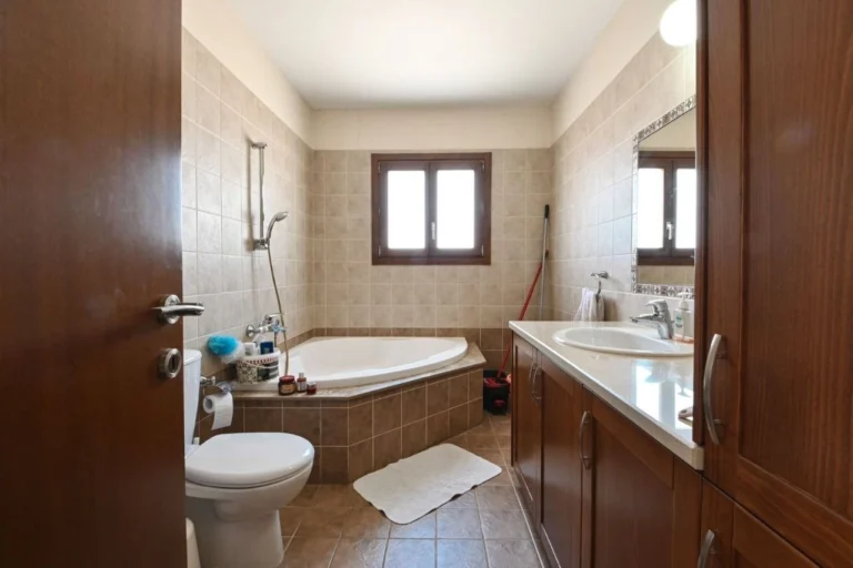 4 Bedroom House for Sale in Limassol – Agia Fyla