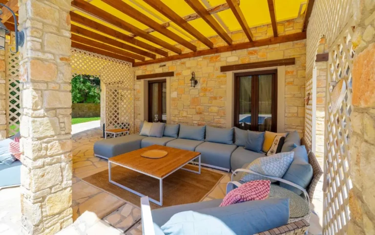 5 Bedroom House for Sale in Agia Paraskevi, Limassol District